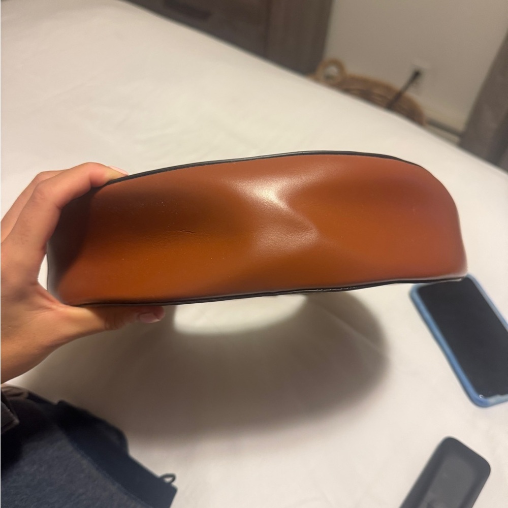 STAUD Rich Tan Shoulder Bag moon leather tote - Picture 3 of 7